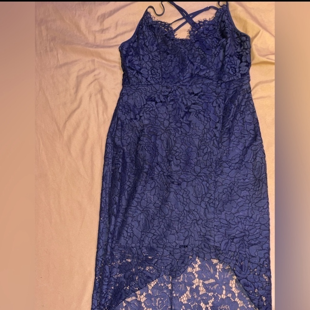 LULUS wedding guess dress - Picture 4 of 4